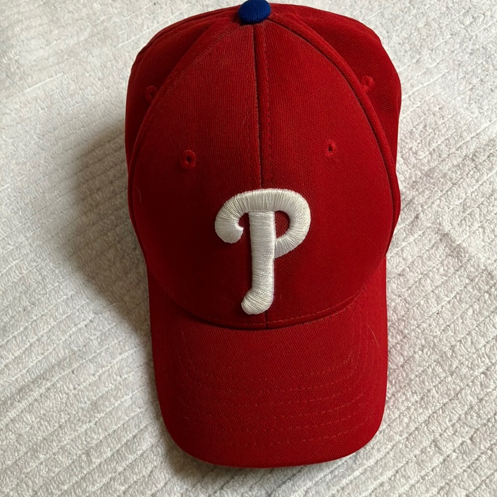 Phillies fitted cap